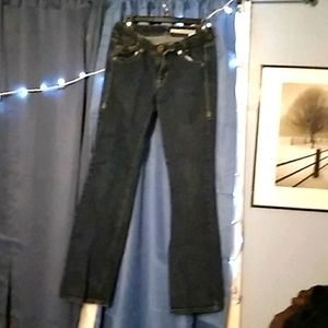 DKNY JEANS